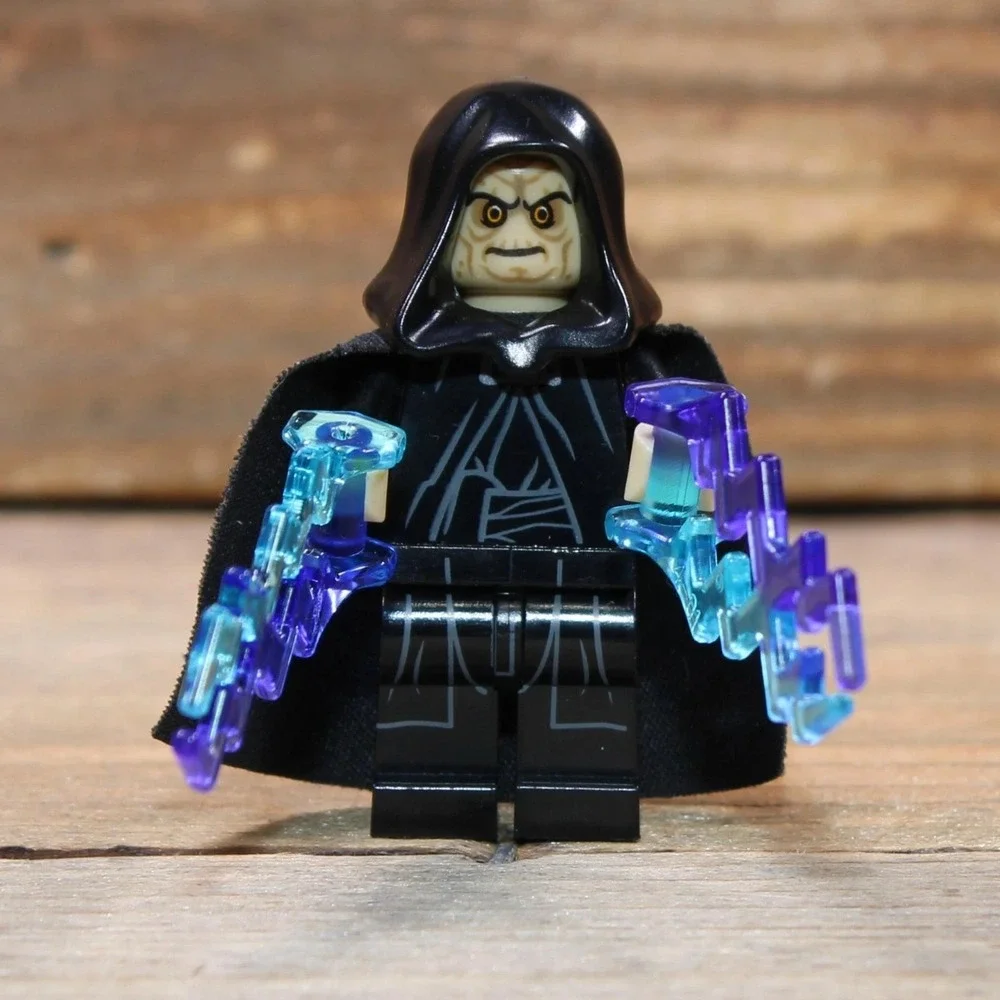 LEGO Star Wars Emperor Palpatine Minifigure with Force Lightning Accessories